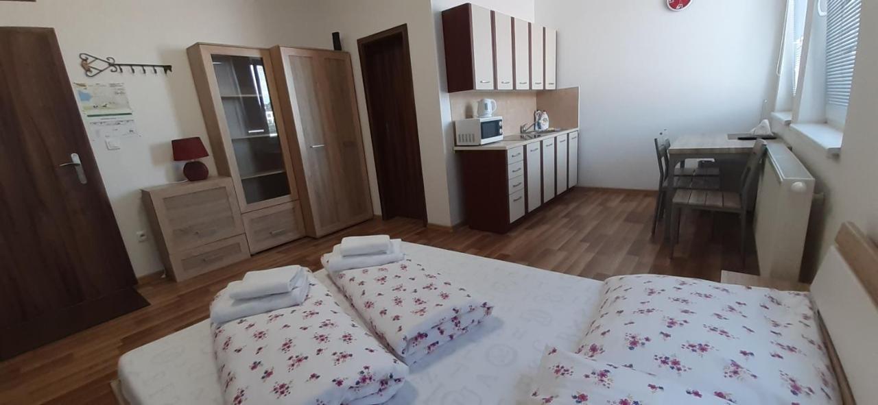 Apartments Modom Liptovsky Mikulas Ngoại thất bức ảnh