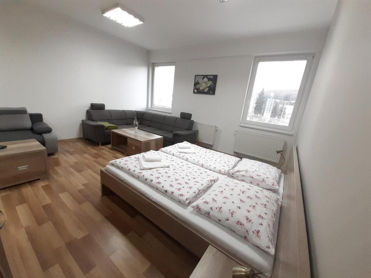 Apartments Modom Liptovsky Mikulas Ngoại thất bức ảnh